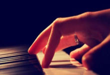 半岛体育官网入口-河南队主场落败，陷入两连败——球迷们的心情何时能恢复？