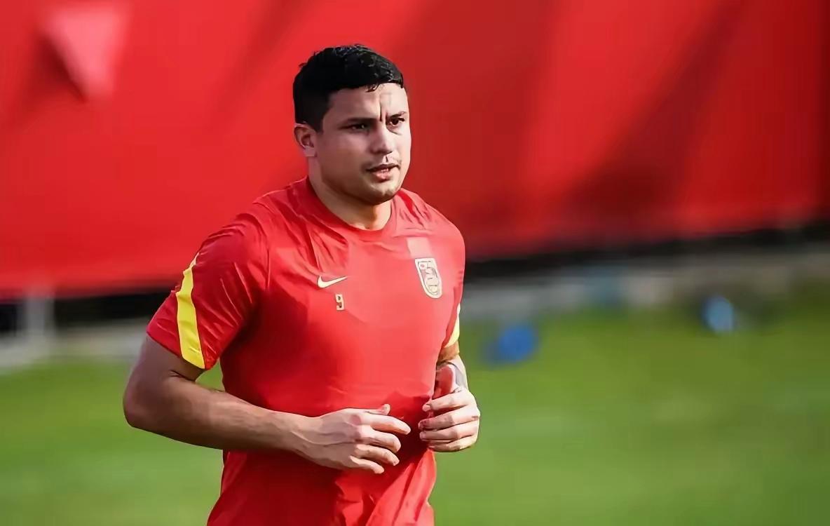 巴西球员完成回归训练，状态良好