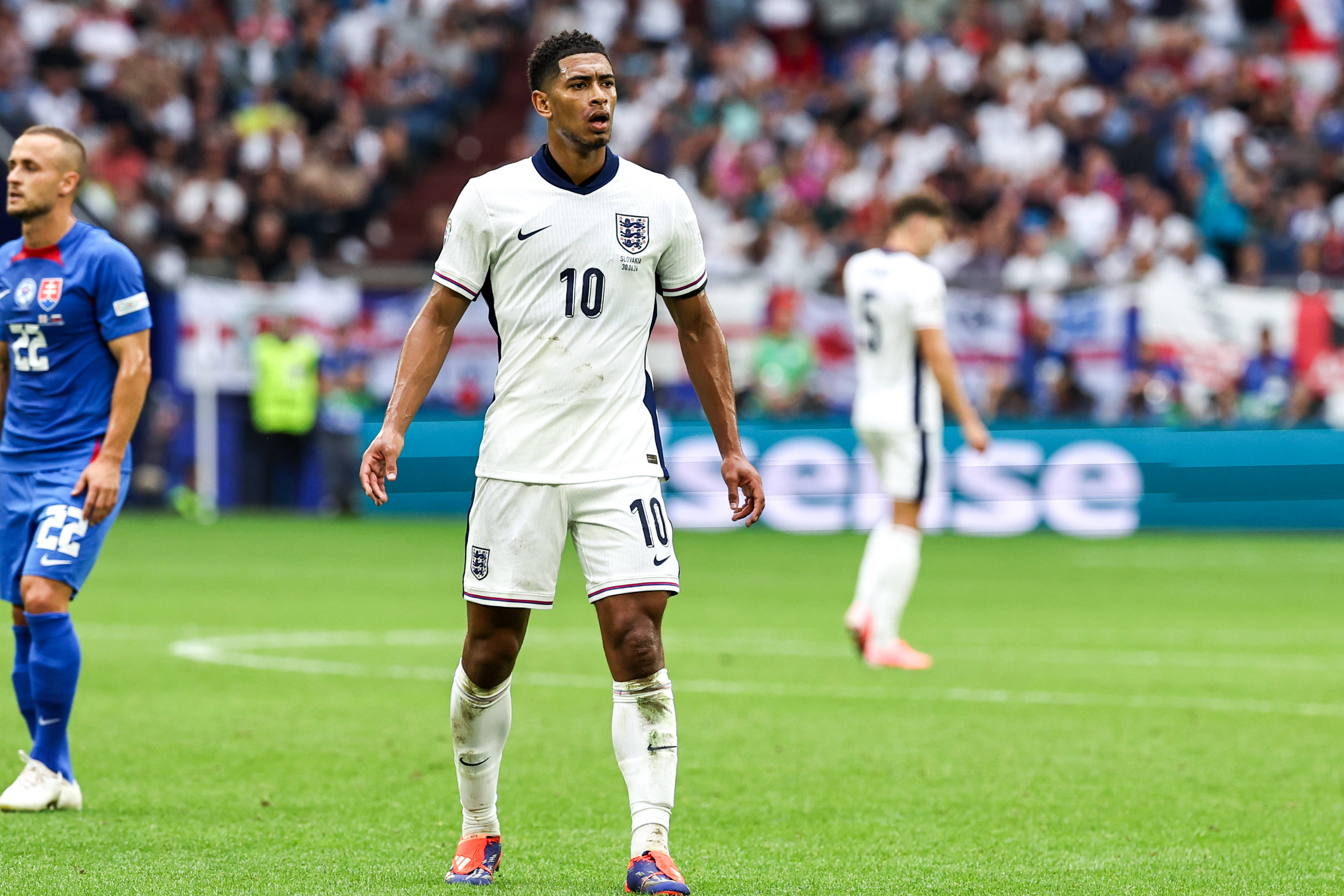 英格兰大胜保加利亚，晋级欧洲杯半决赛