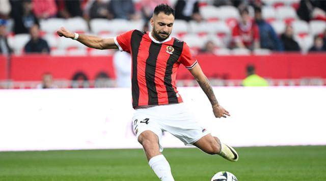 摩纳哥签下新后卫，勇夺法国杯冠军