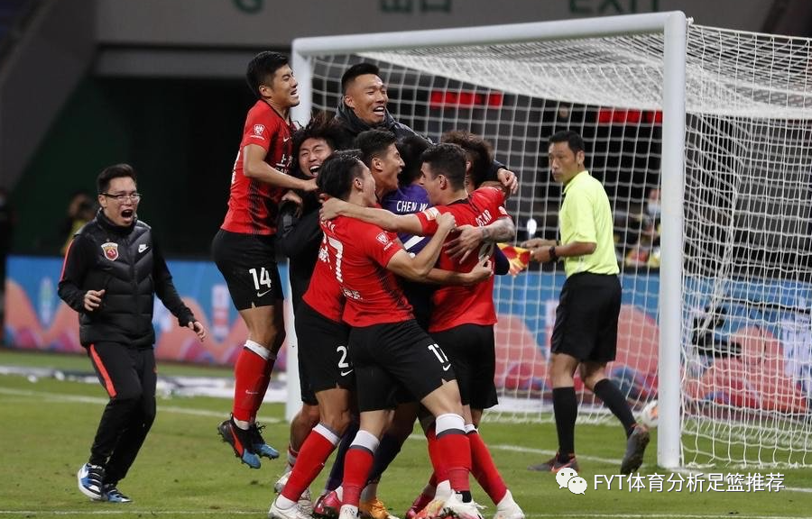 包含上海上港控球率超六成，轻松击败对手的词条