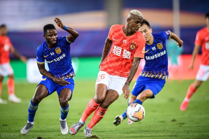 包含大赛倒计时：女子足球职业联赛表现出色，球员状态火热的词条