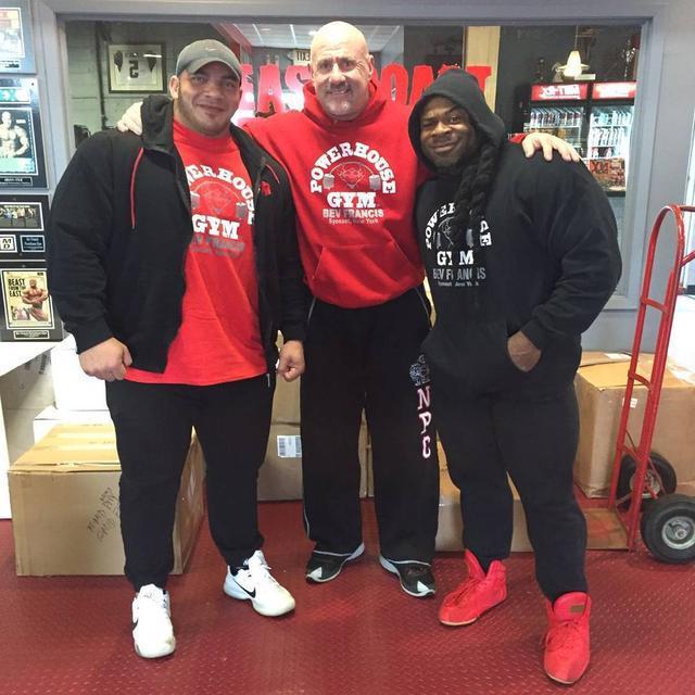 包含中东球队实力初显，成功挺进下一轮的词条