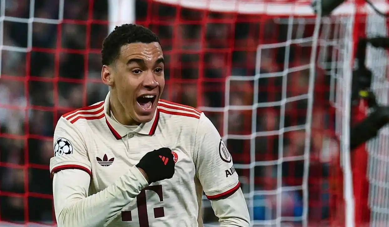 拜仁慕尼黑状态下滑，欧冠披尴尬的简单介绍