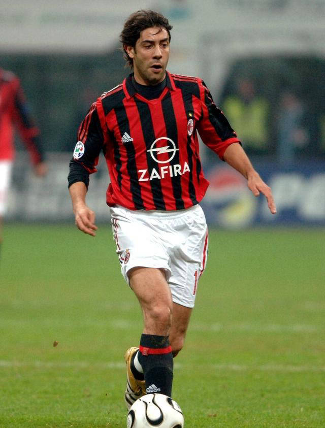 AC米兰历史上五位最伟大的后卫球员的简单介绍