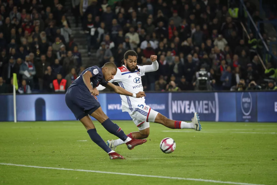 大巴黎全胜，提前锁定小组第一