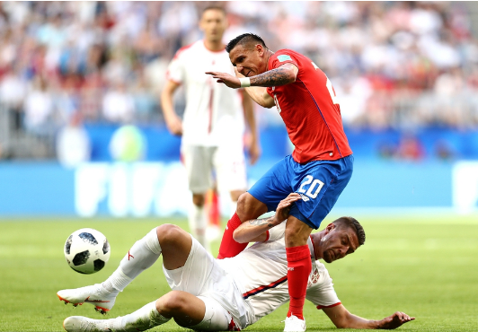 里昂攻守俱佳，轻松击退对手