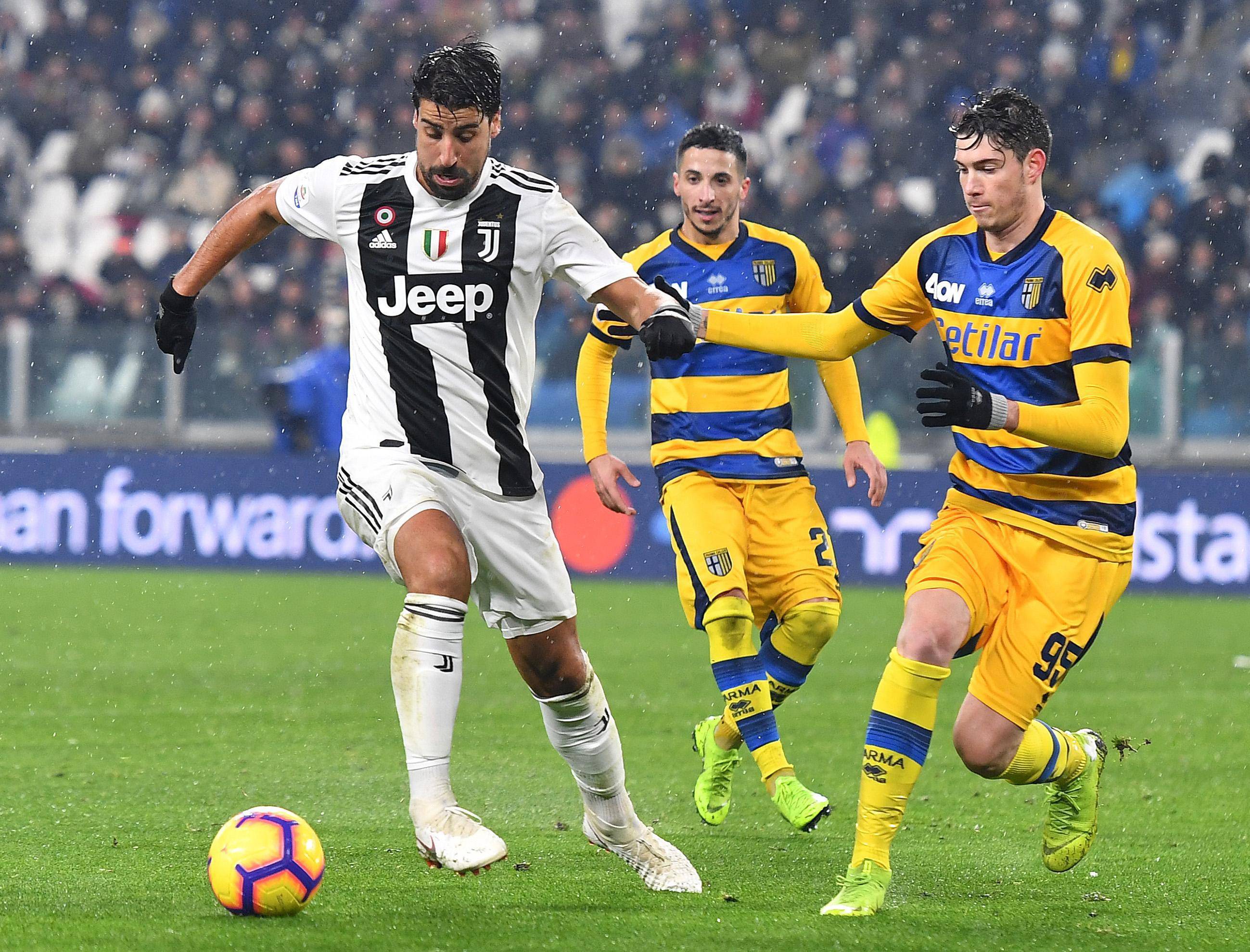 意甲豪门交锋，尤文图斯对阵罗马