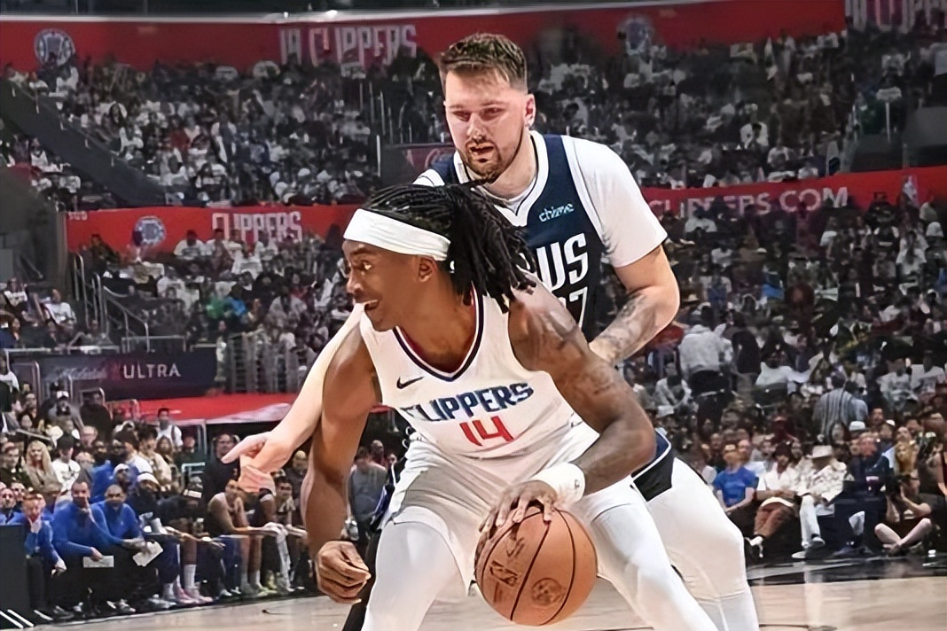 尤文图斯锋线火力全开，对手难以抵挡