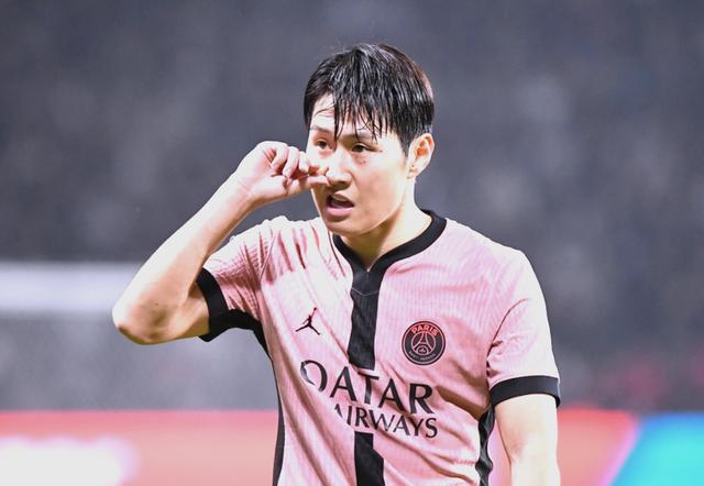 昂热队伍在比赛中展现出强大实力的简单介绍