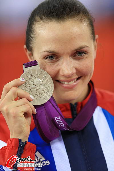 澳大利亚女子自行车选手夺得冠军